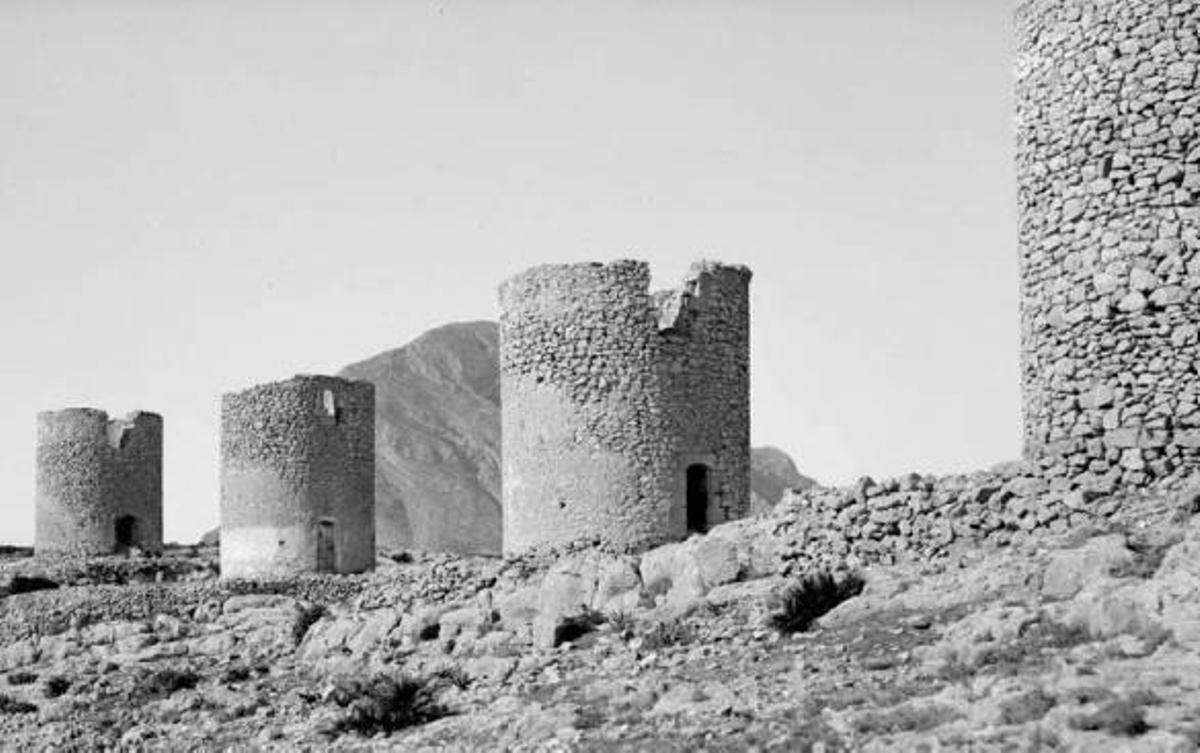 Viento a favor para los molinos del Montgó