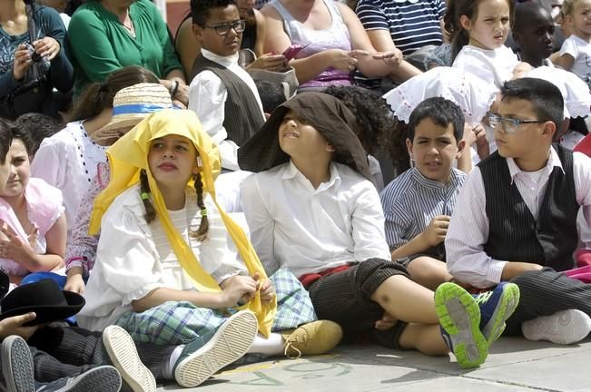 FIESTA DIA DE CANARIAS EN EL COLEGIO AGUADULCE