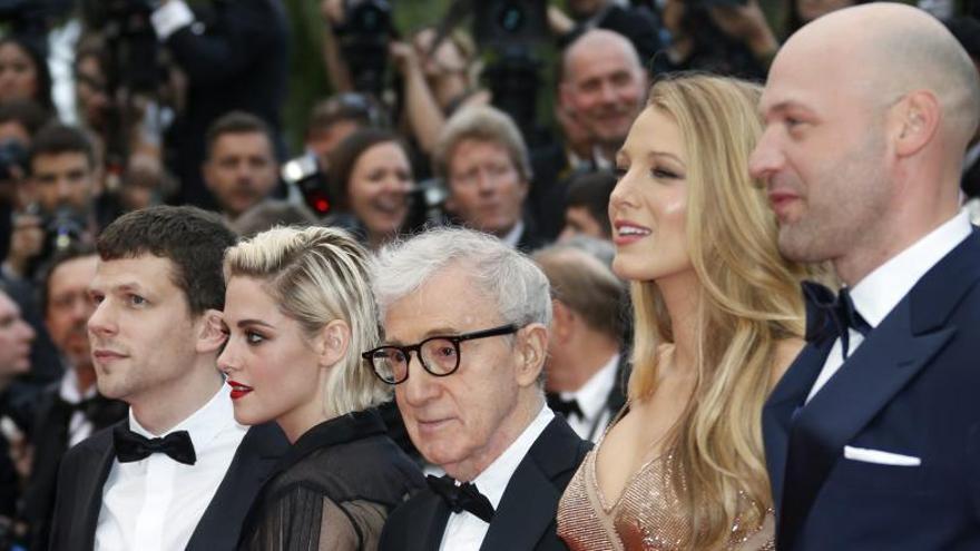 Woody Allen omple d&#039;estrelles la catifa vermella de Cannes