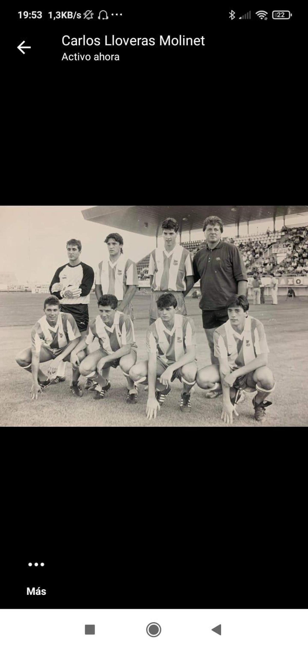 Catalán, el segon de dalt, a sobre Aureli Altimira, durant la presentació del Figueres 1990-91