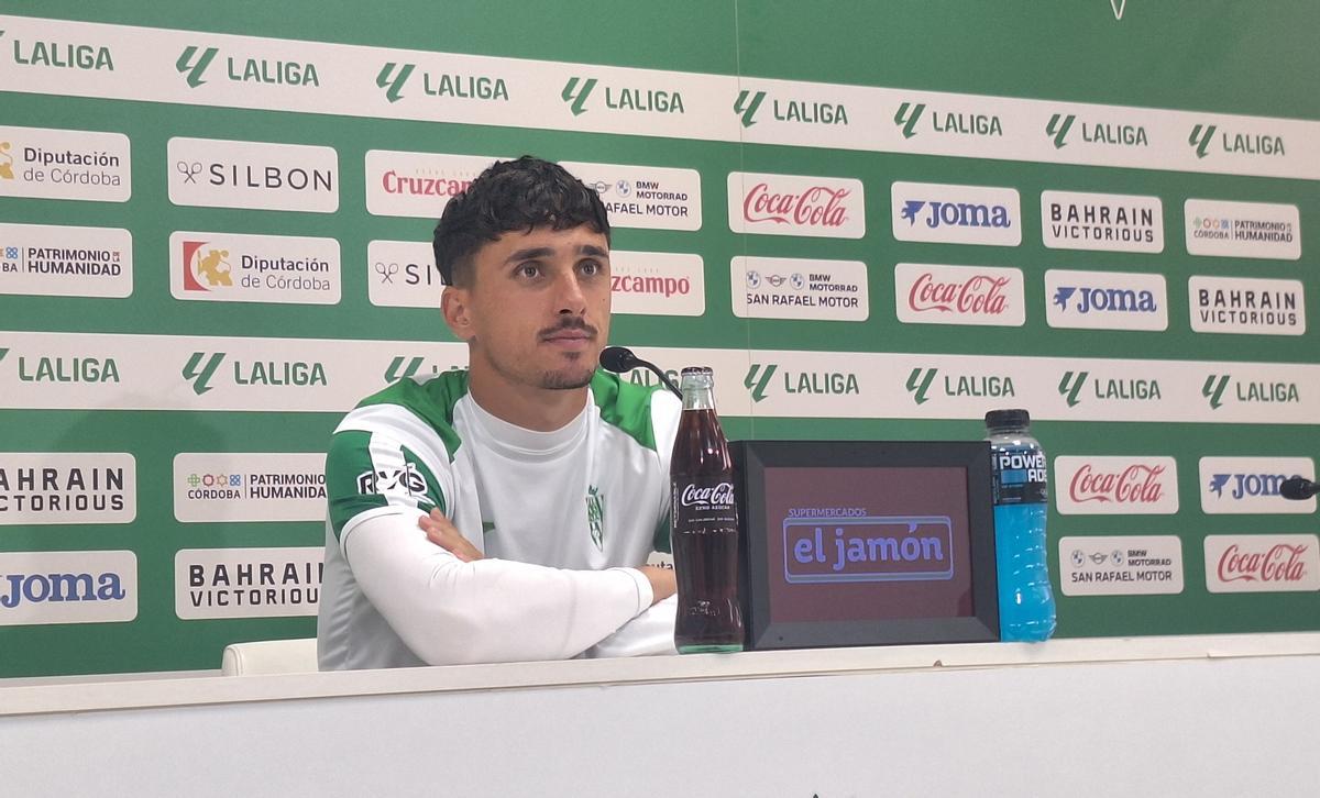Ignasi Vilarrasa, en la rueda de prensa llevada a cabo en el Bahrain Victorious Nuevo Arcángel.