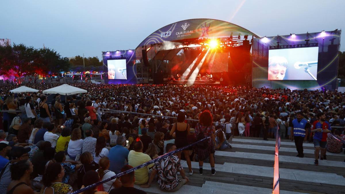 En imágenes | Zaragoza vibra en la primera jornada del Vive Latino