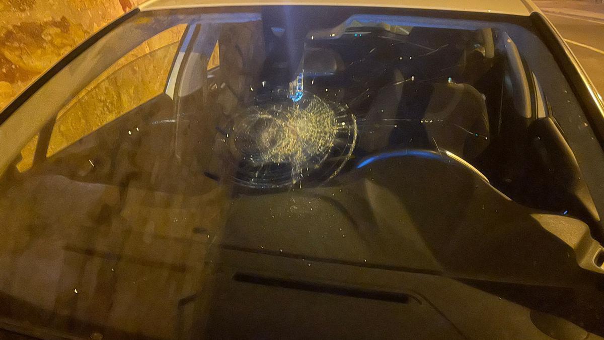 Golpe de la piedra en la luna del coche, en Trascastillo, en Zamora