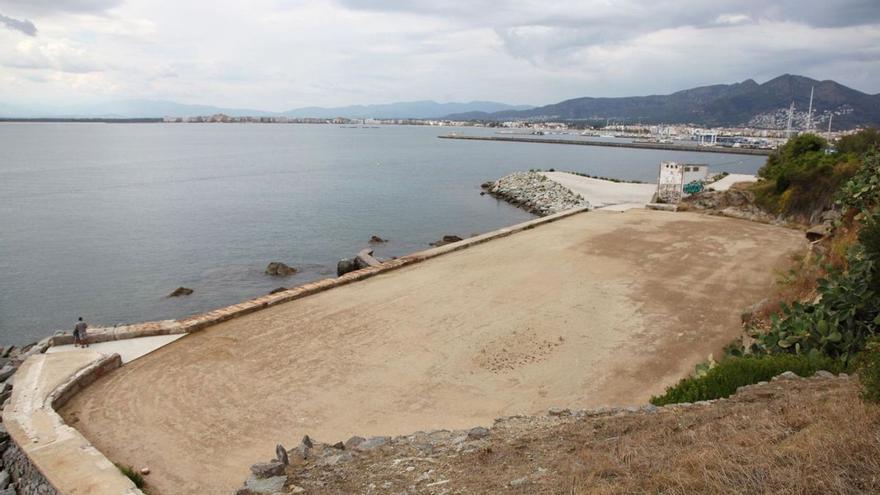 Roses descarta el projecte de piscines d’aigua salada al solar de l’antiga depuradora