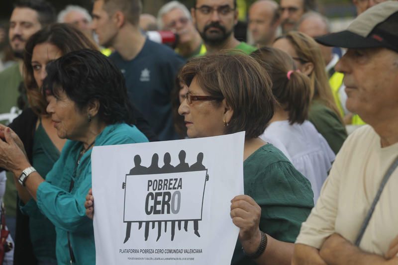 Manifestación de Pobresa Zero en València