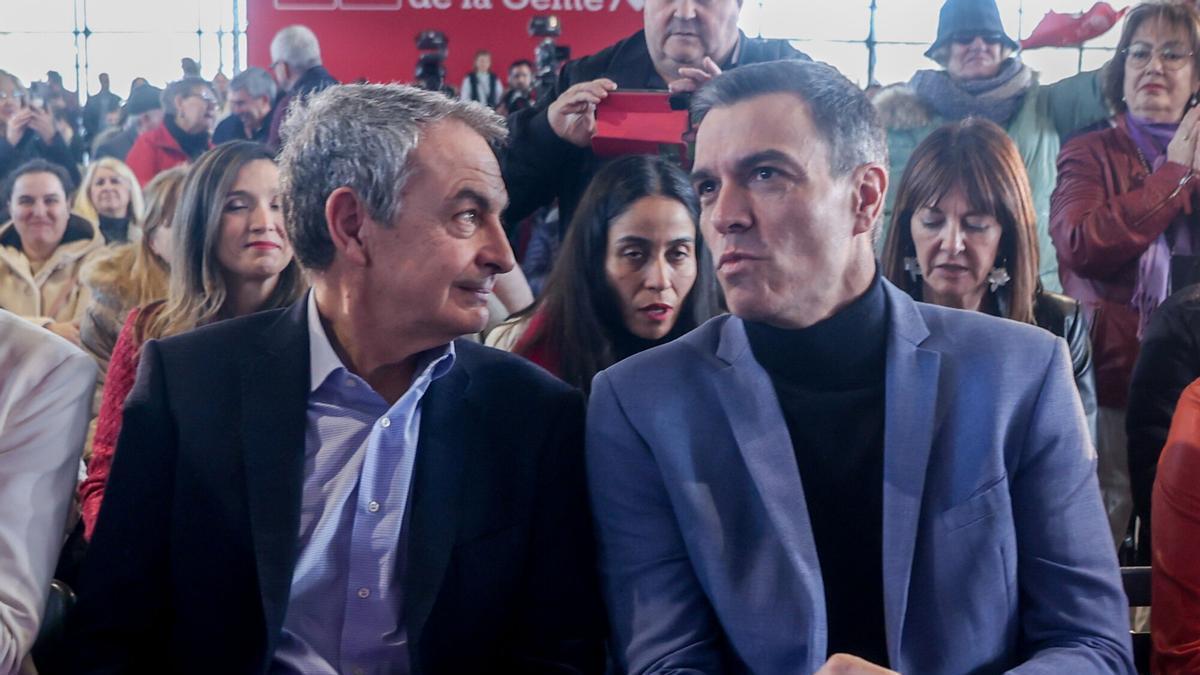 CASO PLUS ULTRA | Zapatero mantiene la interlocución con Sánchez, ministros y la cúpula del PSOE pese al choque por la investigación fiscal
