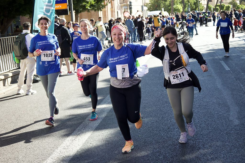 Las imágenes de la llegada a meta de la Carrera de la Mujer de Murcia 2024