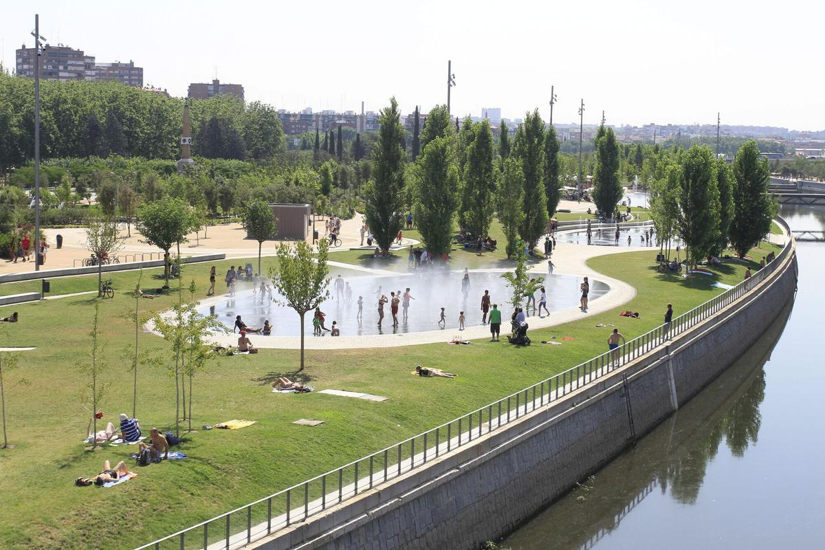 Vista del parque de Madrid Río. EFE/Víctor Lerena/Archivo