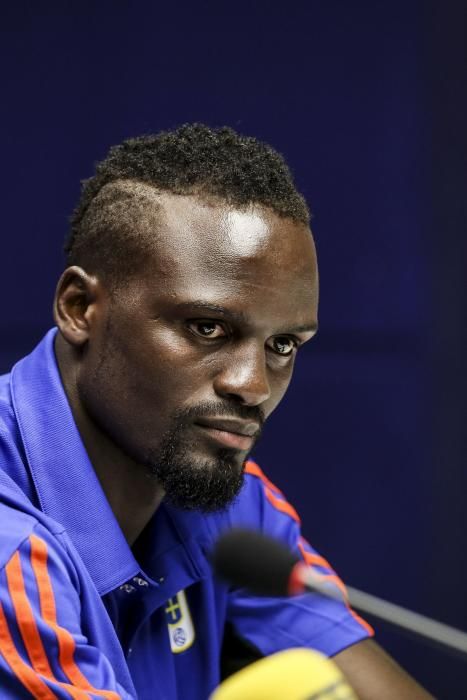 Presentación de Mariga, nuevo Jugador del Real Oviedo