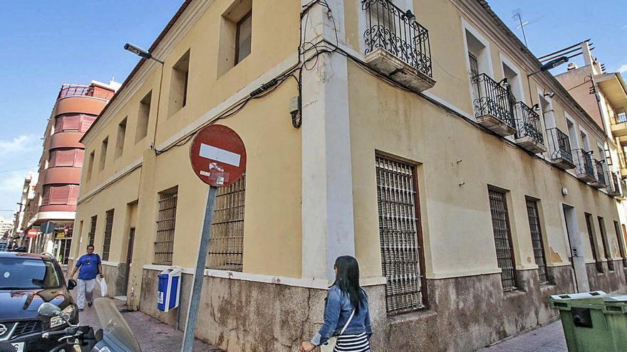 Torrevieja encarga el proyecto para rehabilitar el &quot;Hospital de las Monjas&quot; y hacer zonas verdes en Cortes Valencianas