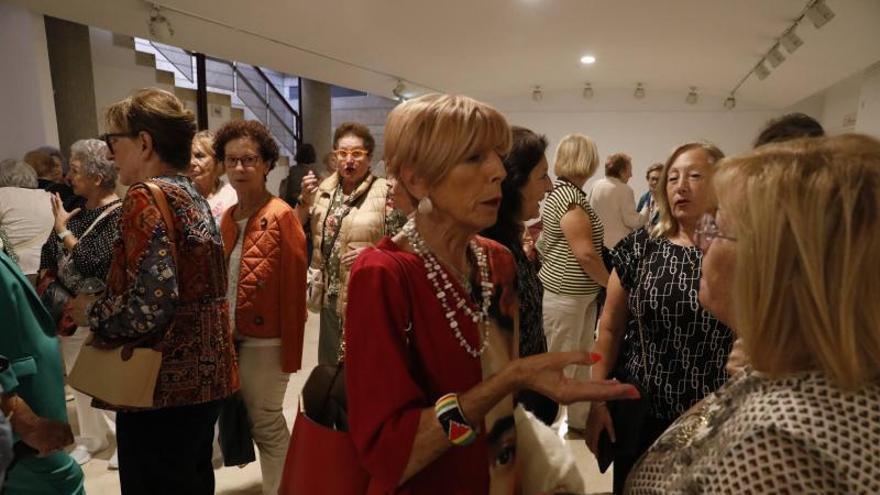 Las amas de casa de Avilés, incombustibles: viajes, encuentros, conferencias