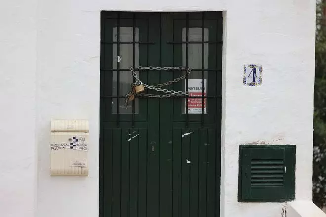 Batalla PP-PSOE en Ibiza: acusaciones cruzadas de complicidad y alarmismo con la okupación