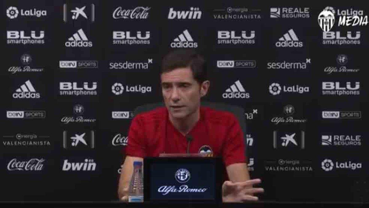 Marcelino, durante la rueda de prensa