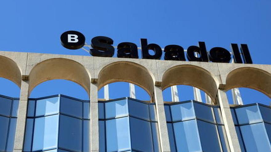 L&#039;Estat va retirar milers de milions d&#039;euros de CaixaBank i del Banc Sabadell l&#039;endemà de l&#039;1-O