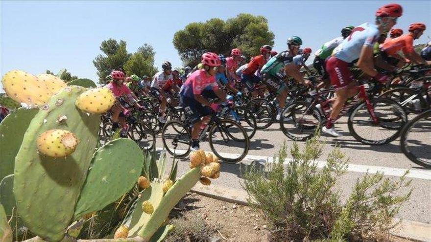 Vuelta a España: Ángel Madrazo se impone en el alto de Javalambre