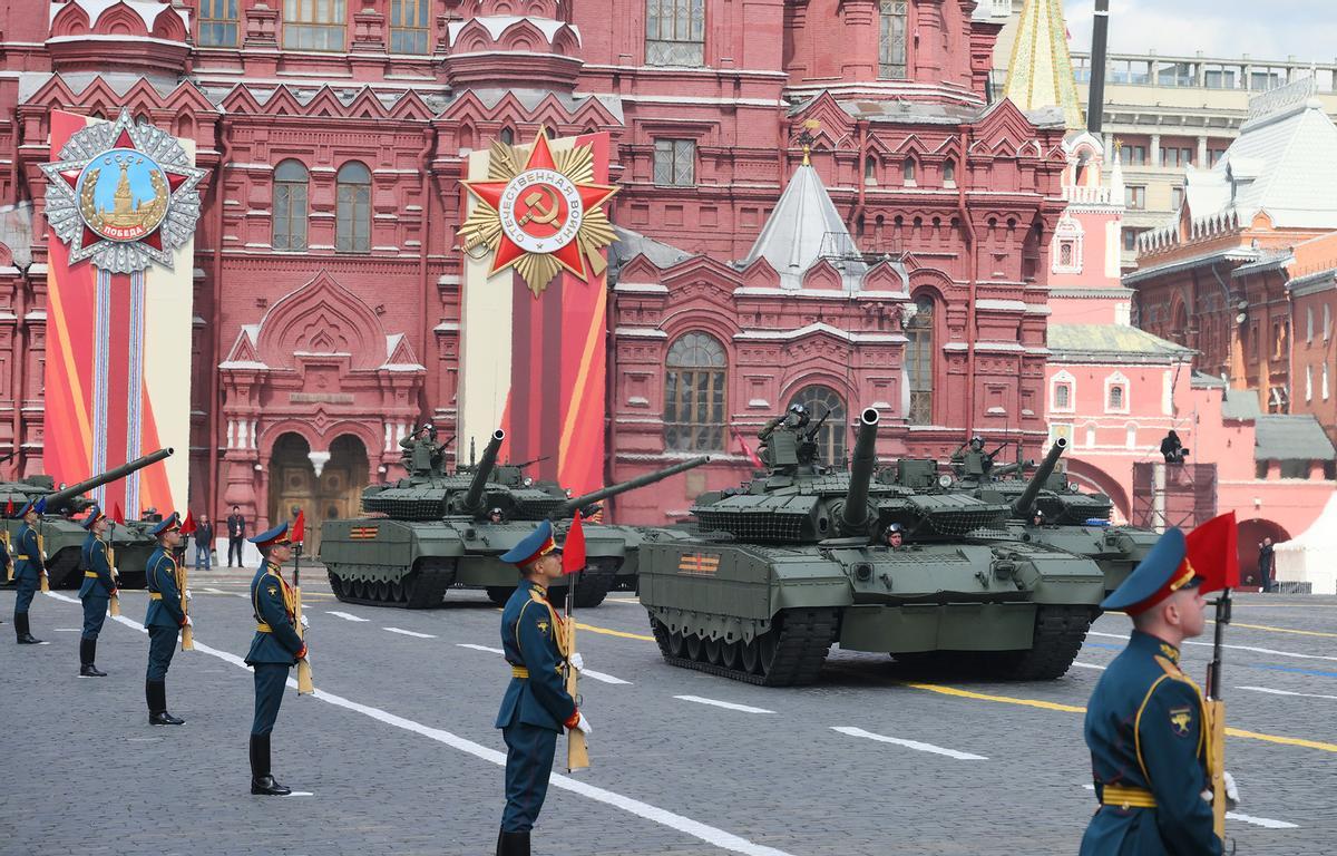 Rusia celebra los 80 años de la victoria sobre los nazis con un gran desfile en Moscú
