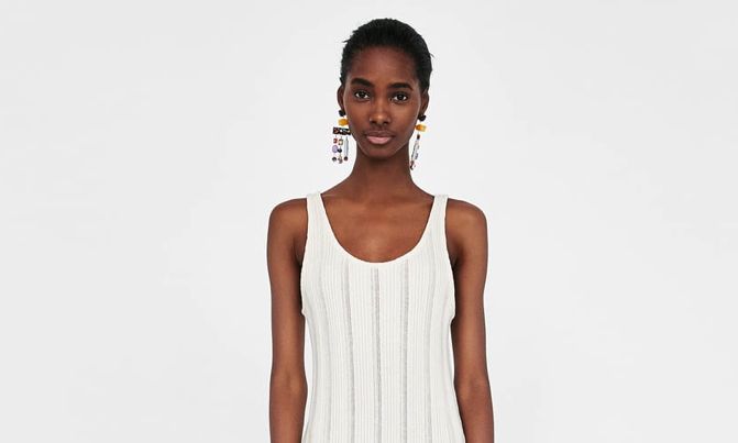 El vestido (con logo) más loco de Zara
