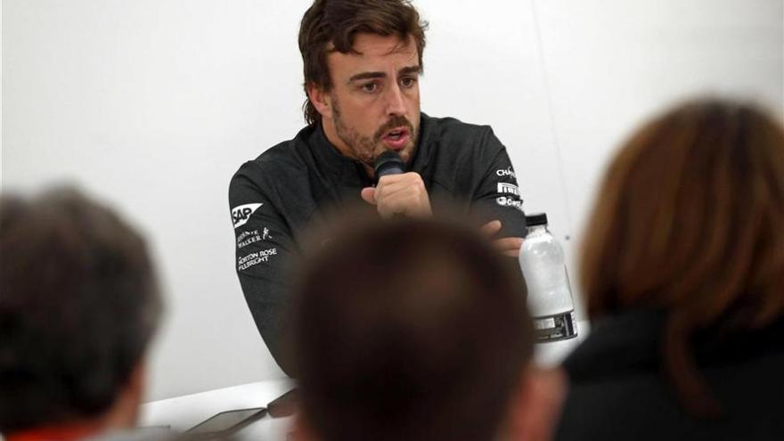 Alonso: &quot;Todo el equipo está preparado, menos Honda&quot;