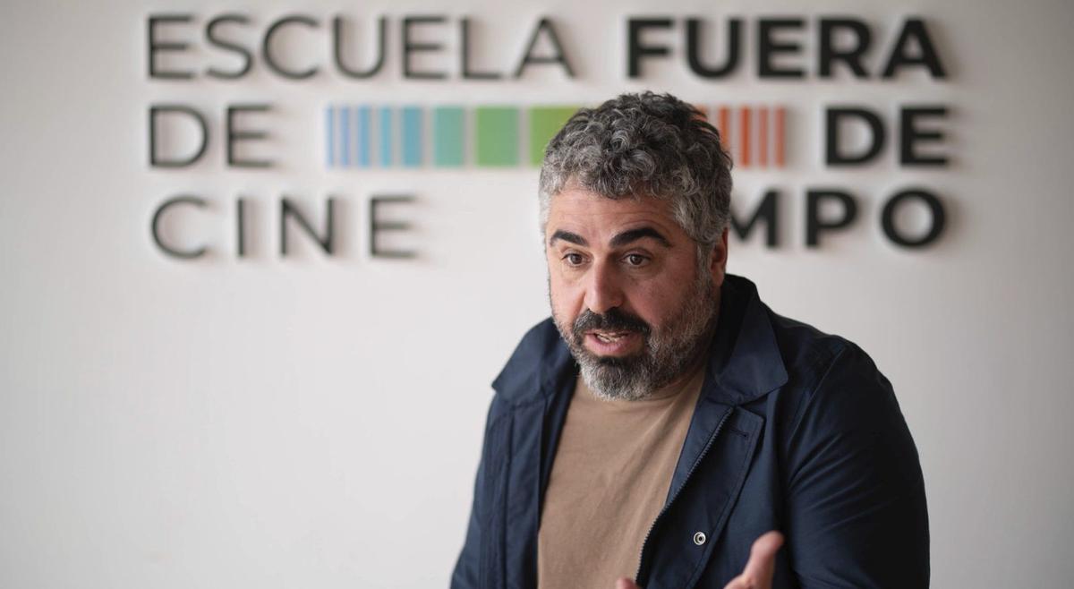 José  Ángel Alayón en la Escuela de Cine Fuera de Campo. |