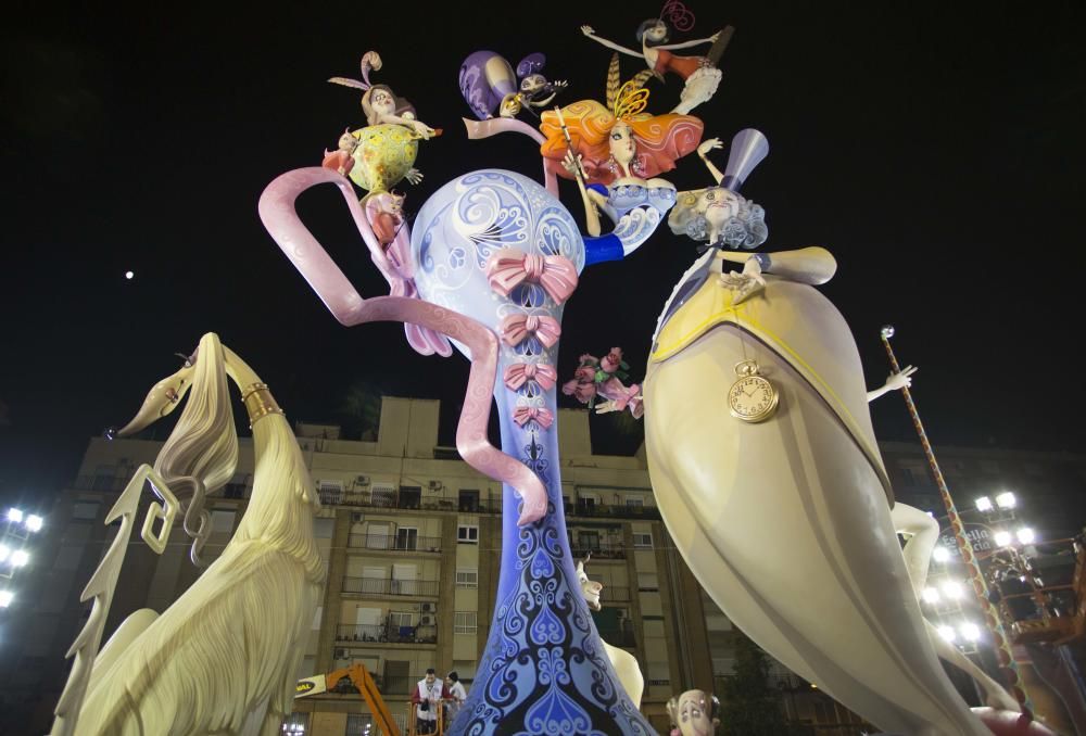 Falla Monestir de Poblet-Aparicio Albiñana (l''Antiga de Campanar).