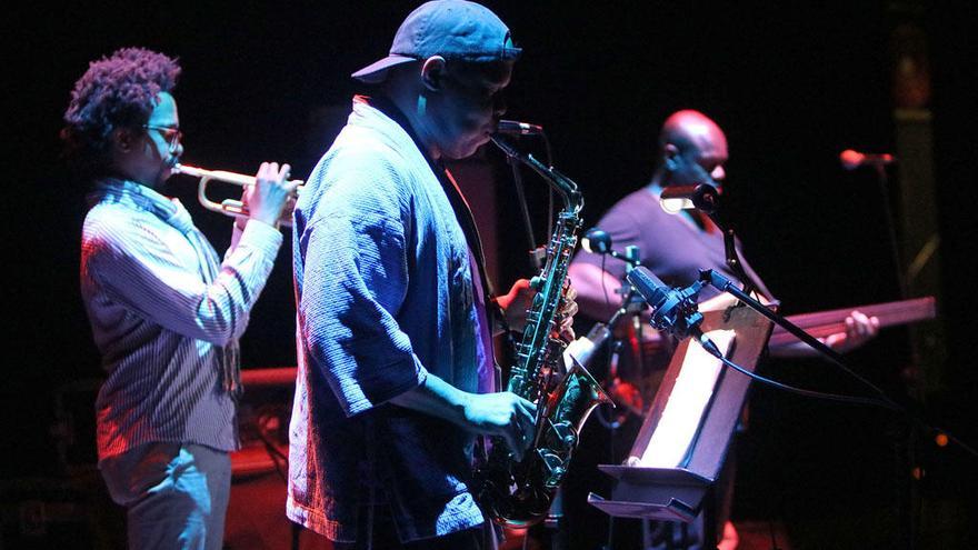 Un momento del concierto de Steve Coleman y Five Elements.