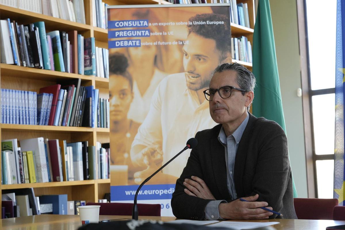 Jose Luis González Prada.