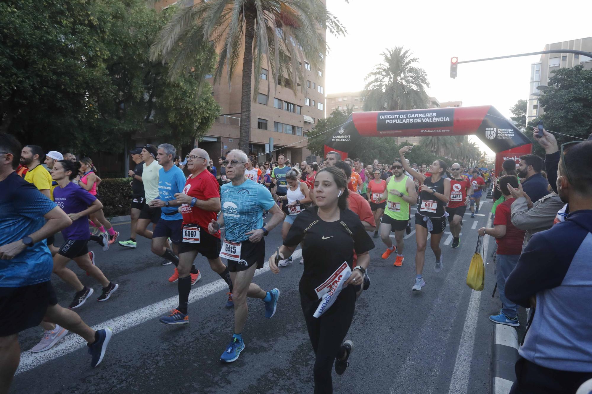 ¡Búscate en la X Carrera de la Universitat de València!