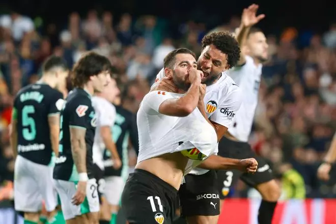 Valencia CF- Betis, en imágenes