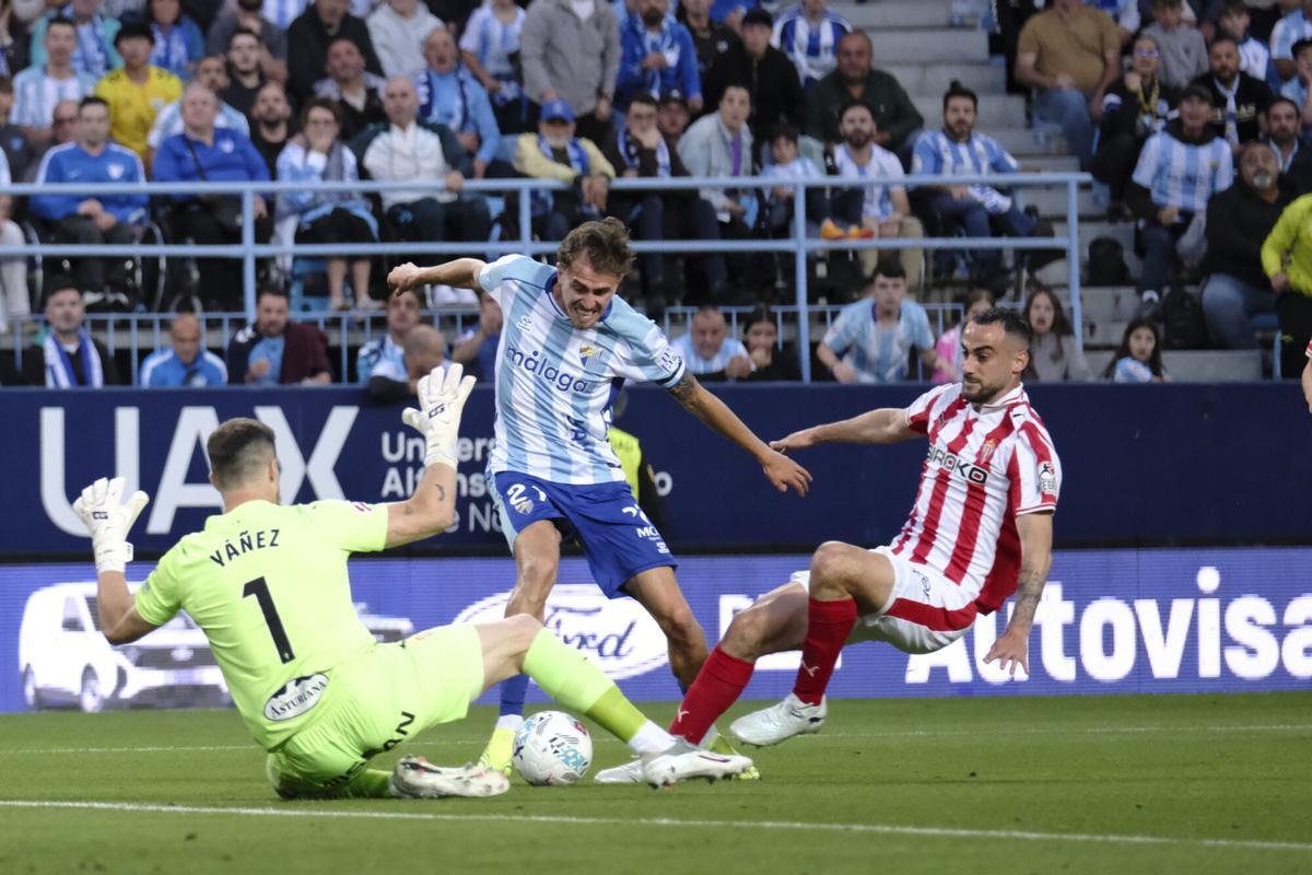 Liga Hypermotion: Málaga CF -Sporting Gijón