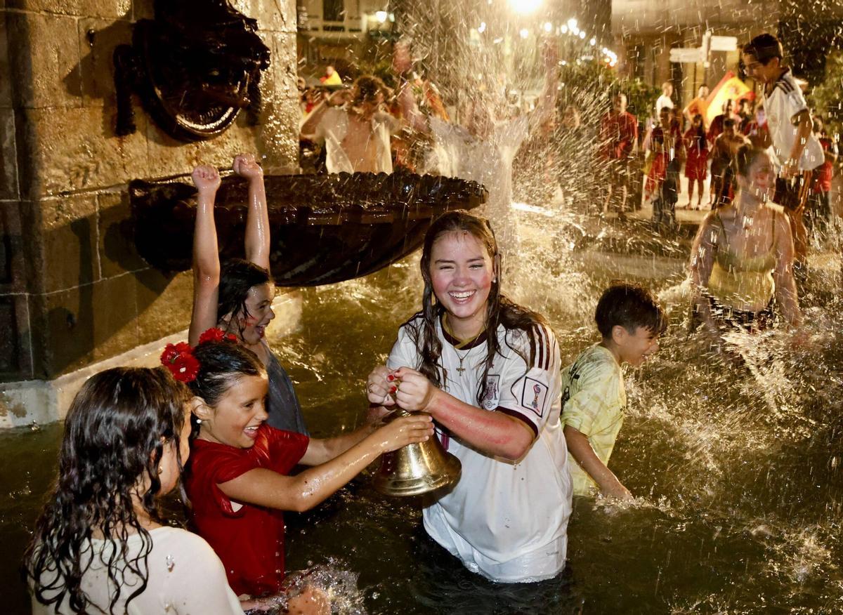 Así fue la celebración en Gijón del triunfo de España en el Mundial