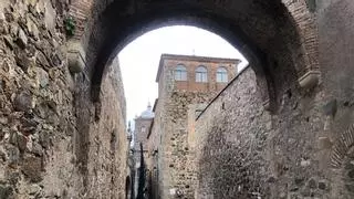 El mejor tataki a 17,90 y, de regalo, vistas a la ciudad monumental de Cácerescasa
