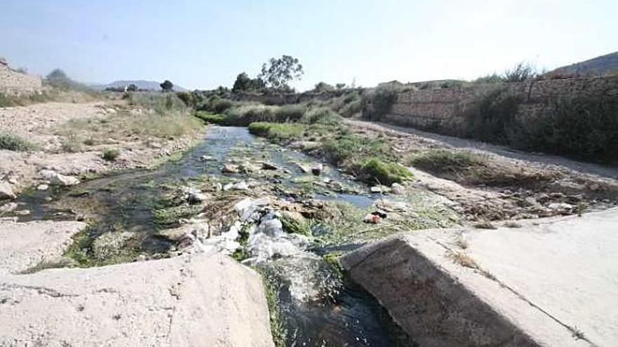 Imagen de un tramo del río Vinalopó, en Elda.