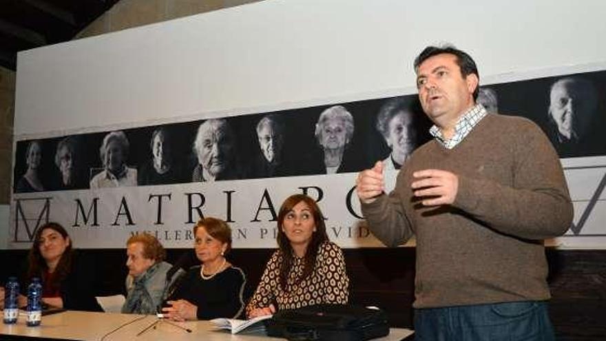 Presentación, ayer, del libro &quot;Matriarcas&quot;.  // Gustavo Santos