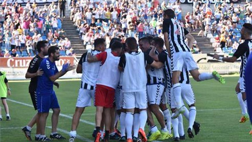 El Calahorra, último rival del Badajoz en su camino al ascenso