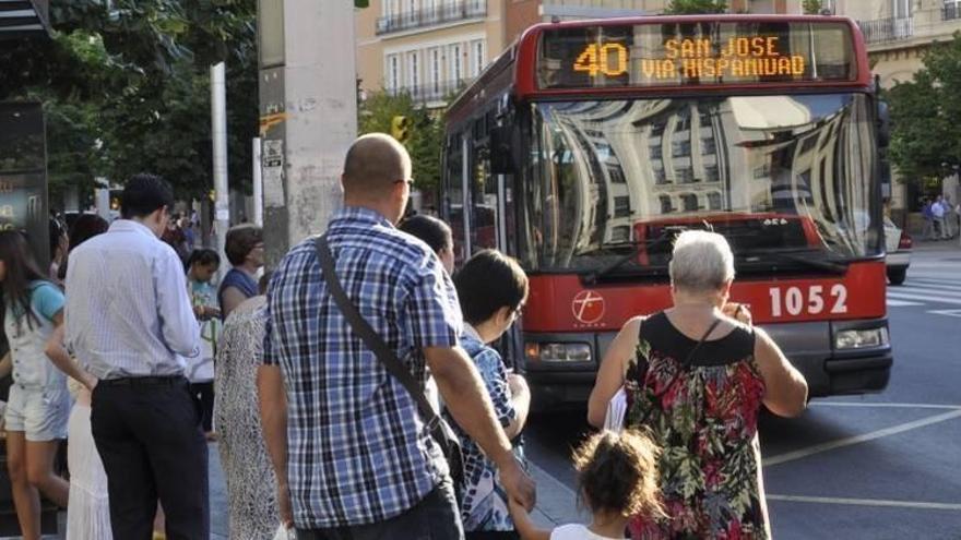 La gratuidad del bus para los niños sigue sin plazos