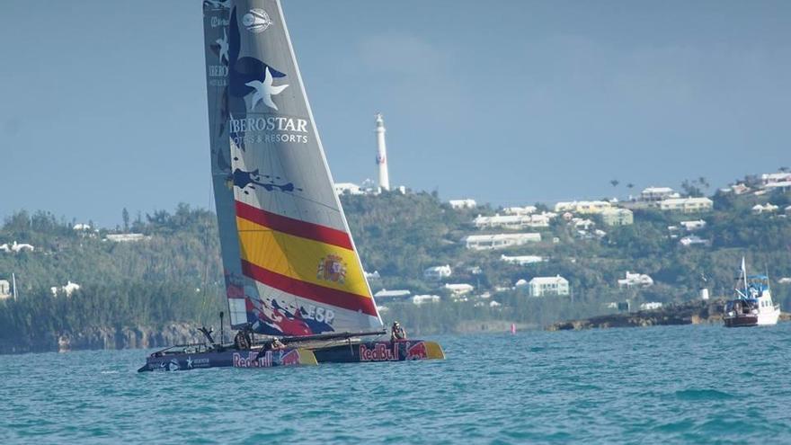 El Spanish Impulse español, en la primera jornada de competición en Bermudas. // Martín Cox