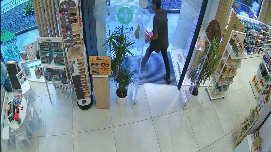 Detenen un home a Lloret de Mar per cometre 40 furts en 15 establiments