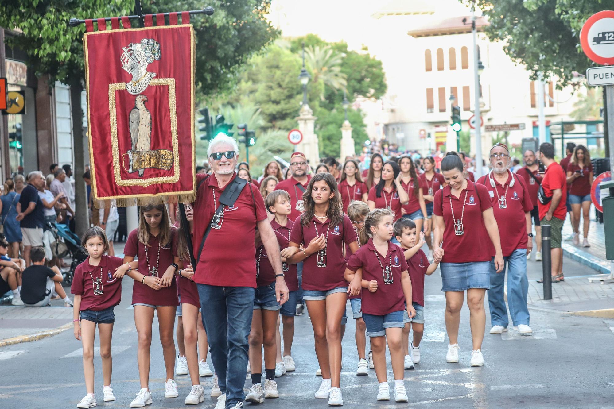 Los Moros y Cristianos de Elche recuperan su Entraeta