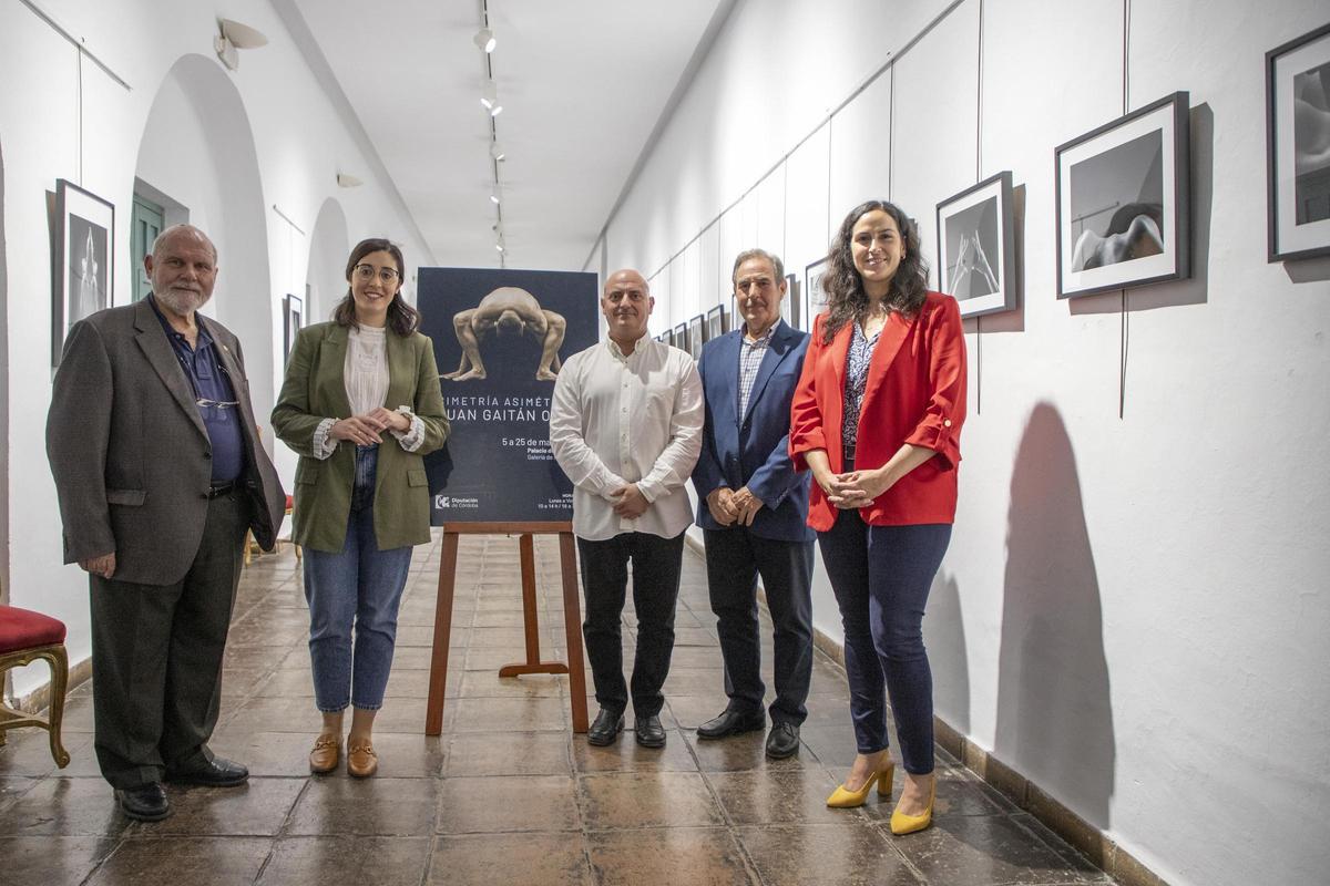 La Diputación de Córdoba abre sus puertas a la fotografía de Juan Gaitán Ocón y su 'Simetría asimétrica'.