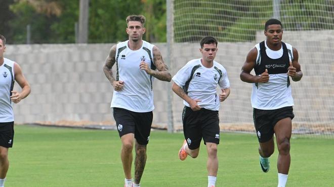 Mercado | Douglas Aurélio se marcha cedido a la SD Huesca