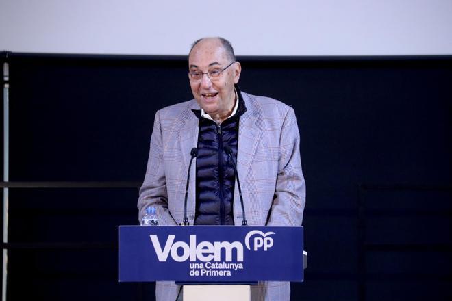 Vidal-Quadras: De Vox no se habla y a los nacionalistas ni agua