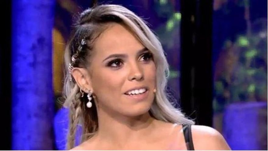 Gloria Camila reaparece tras la ruptura con un inesperado acompañante: &quot;Hoy me encuentro con esta preciosidad&quot;