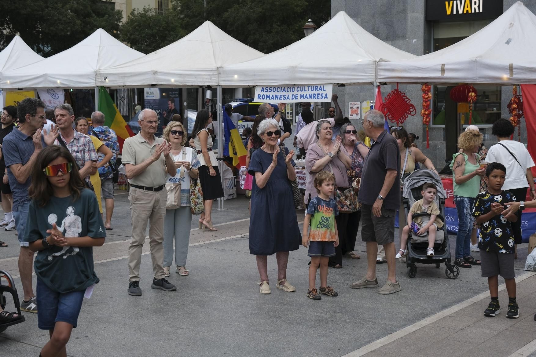 Manresa presumeix d'interculturalitat a Sant Domènec