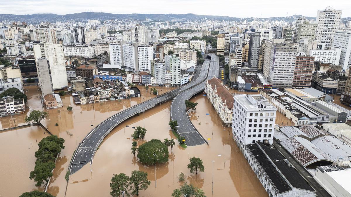 Brasil intenta contener la tragedia provocada por las inundaciones