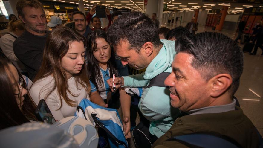 (VÍDEO) Así ha sido la llegada de Scaloni a Mallorca