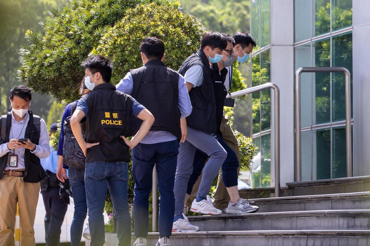 Hong Kong deté cinc directius del diari ‘Apple Daily’ per «confabulació»