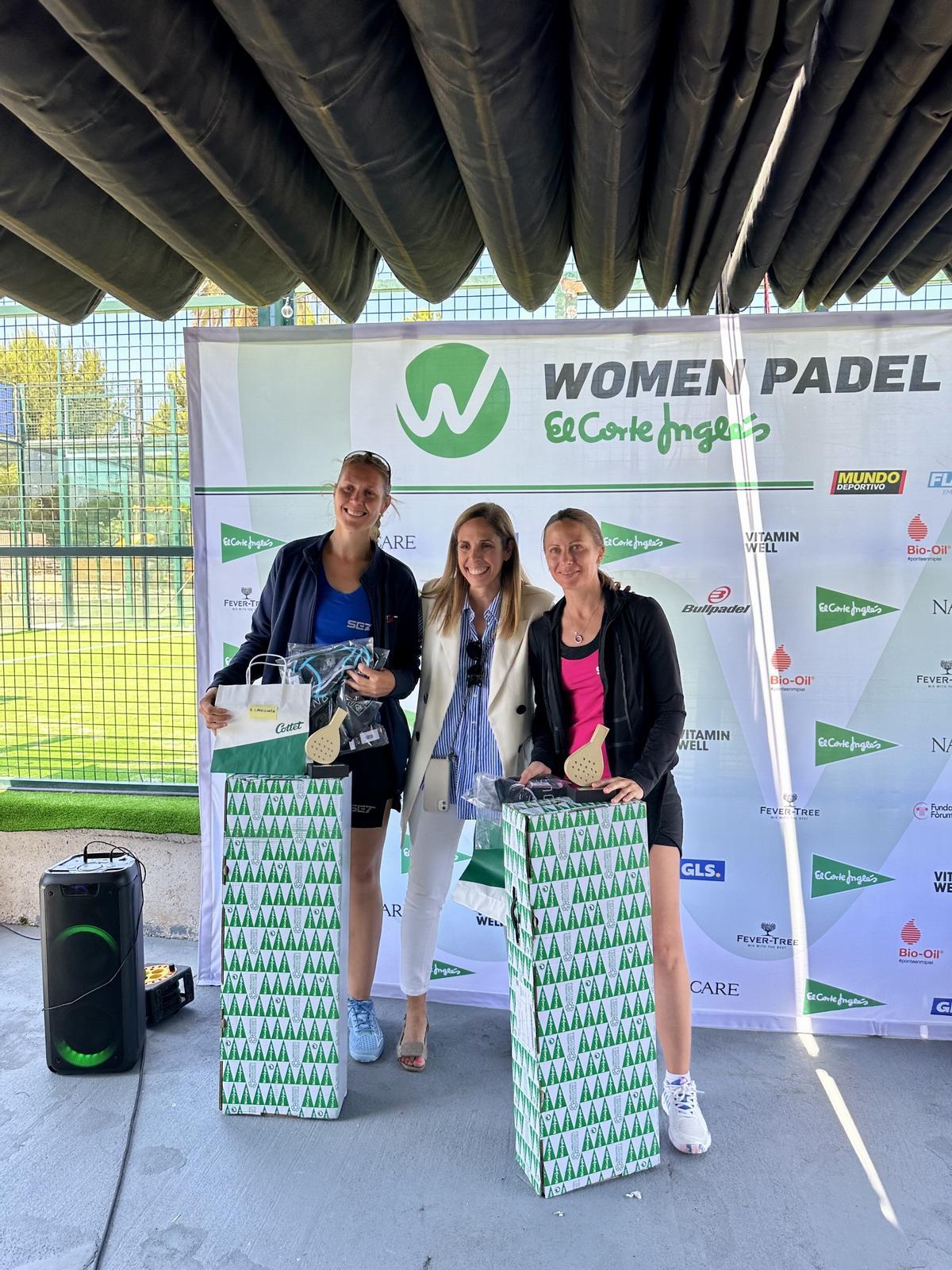 Ganadoras primera categoría del torneo Women Padel El Corte Inglés