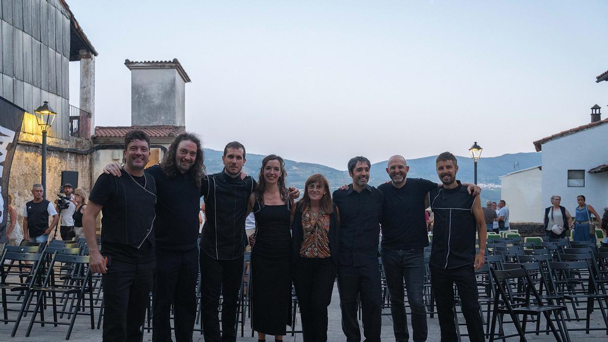 Rebollar celebra la música de Robe Iniesta con una noche inolvidable