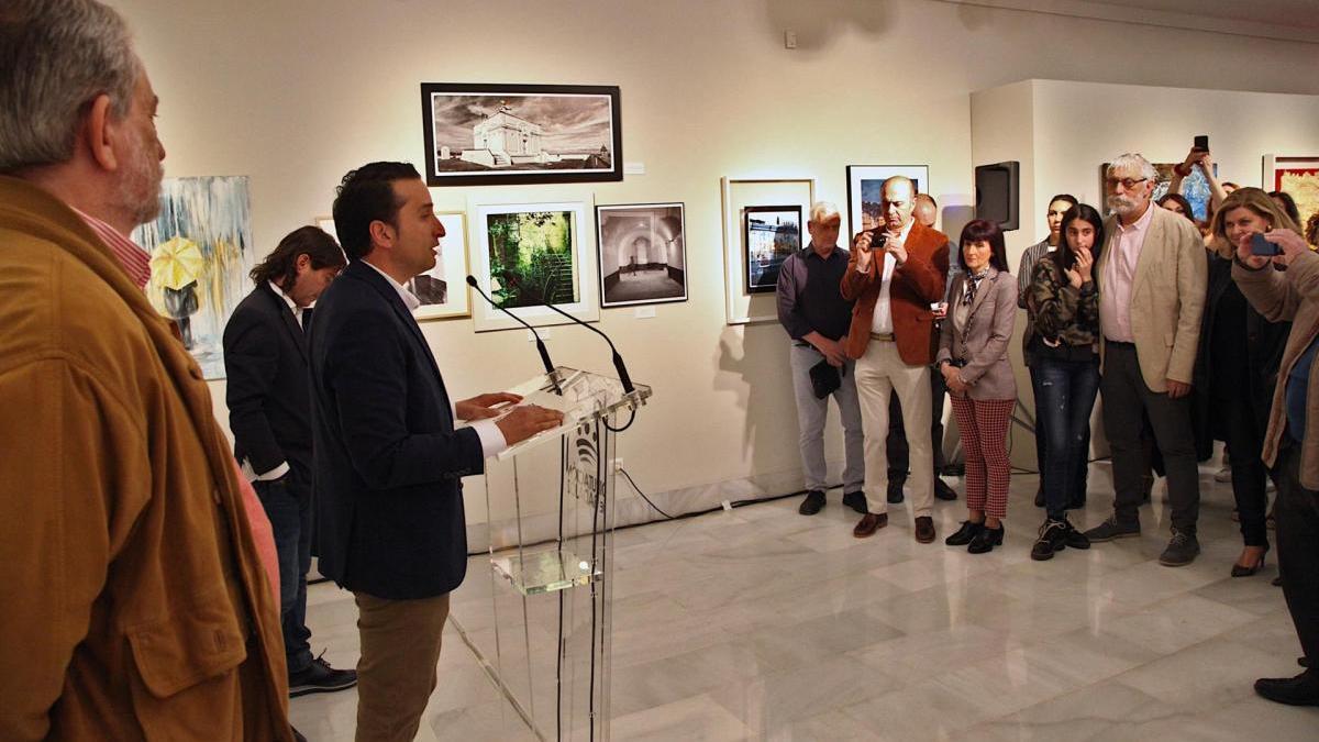39 artistas en una exposición en la Diputación de Badajoz
