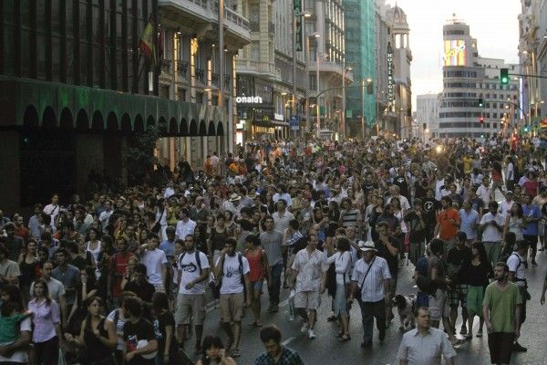 Desalojo de los indignados acampados en la Puerta del Sol y el Paseo del Prado